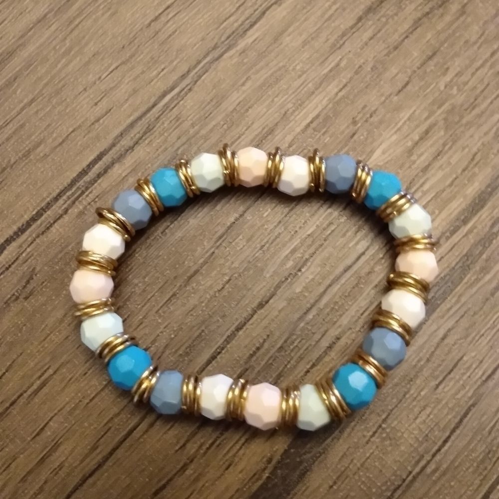 Princess multi stone bracelet - Picture 3 of 3